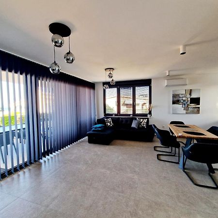 Dinary Apartman Вир Экстерьер фото