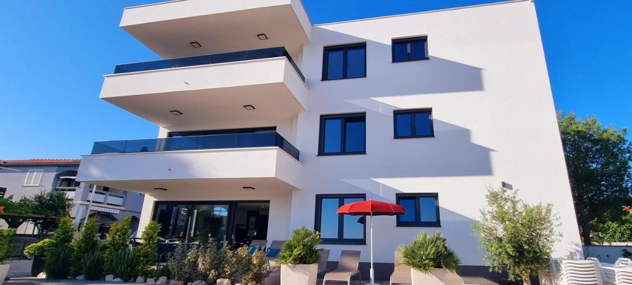 Dinary Apartman Вир Экстерьер фото