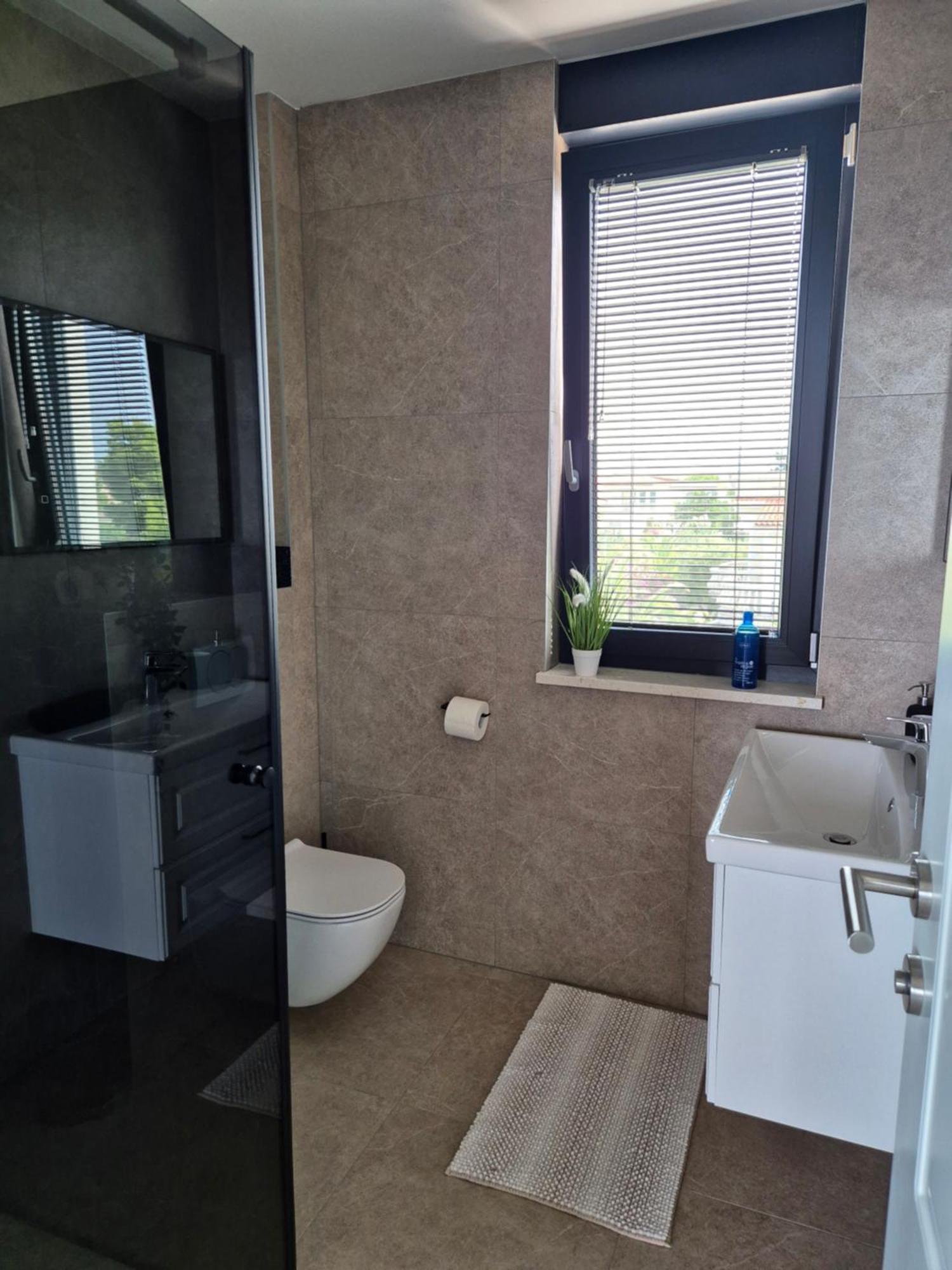 Dinary Apartman Вир Экстерьер фото